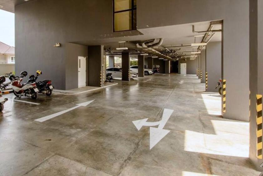 Sea View Apartment At Aristo2 By Lofty Ban Lum Fuang Eksteriør billede